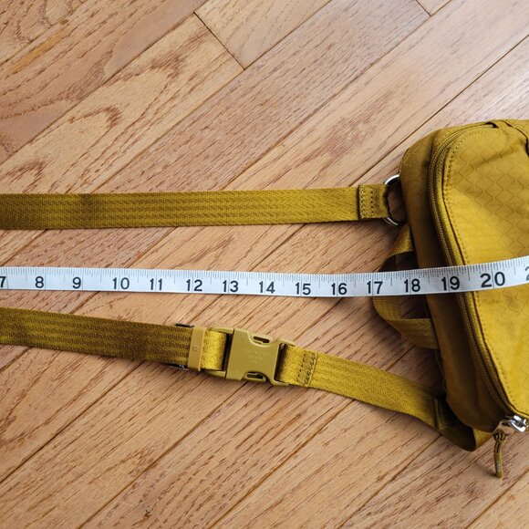 Athleta Excursion Crossbody Belt Bag Gold - Palo Verde - Picture 14 of 14